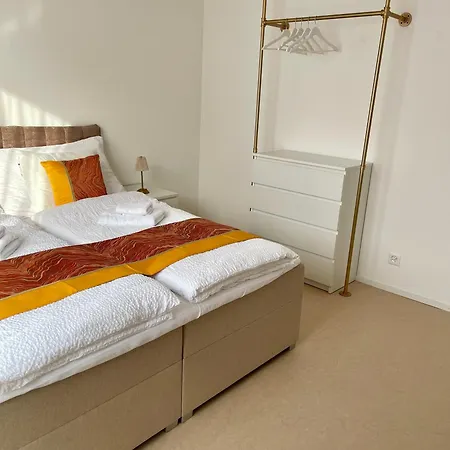 Engler Apartment *